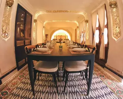 رستوران هتل اسکرو شیراز
