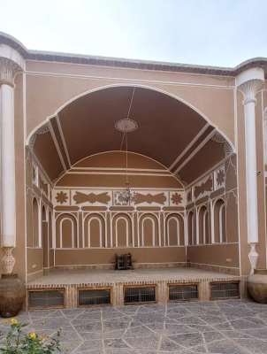 هتل سنتی خانه سه نیک یزد