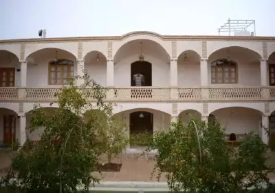 اقامتگاه سنتی عمارت محمودیه کاشان