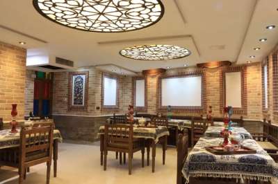 هتل سنتی بهار نارنج حافظ شیراز