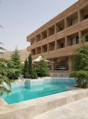 هتل قصر یازده شیراز