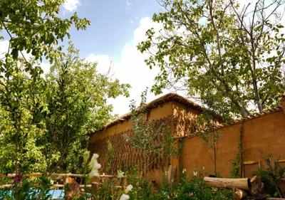 اقامتگاه بوم گردی تاک بادبر بوانات