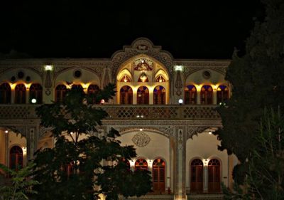 هتل سنتی خادمی کاشان