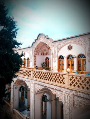 هتل سنتی خادمی کاشان