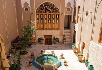 هتل سنتی کاشانه ماهور کاشان