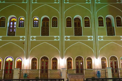 هتل سنتی عمارت سهروردی اصفهان