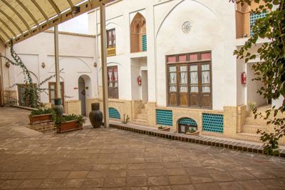 هتل سنتی نگین کاشان
