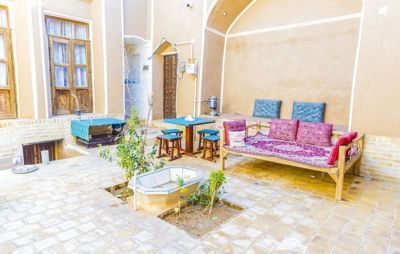 اقامتگاه بوم گردی طارونه یزد
