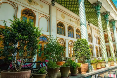 اقامتگاه سنتی خانه کشیش اصفهان
