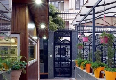 هتل آپارتمان خلیج تهران