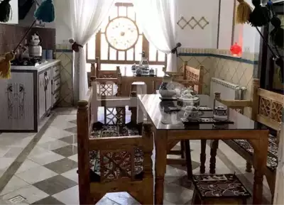 آشپزخانه اقامتگاه کیان مهریز