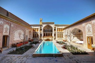 هتل بوتیک مهینستان راهب کاشان