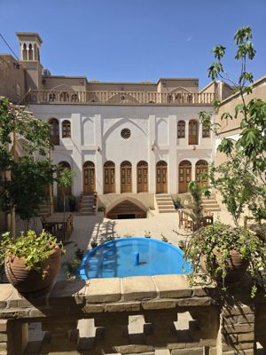 هتل سنتی خانه پارسی کاشان