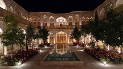هتل سنتی عمارت بالابان کاشان