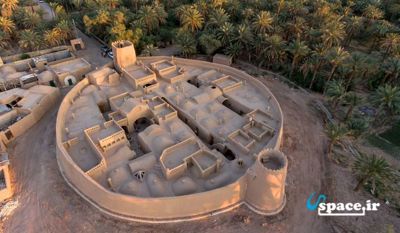 اقامتگاه بوم گردی بوم قلعه آریز بافق